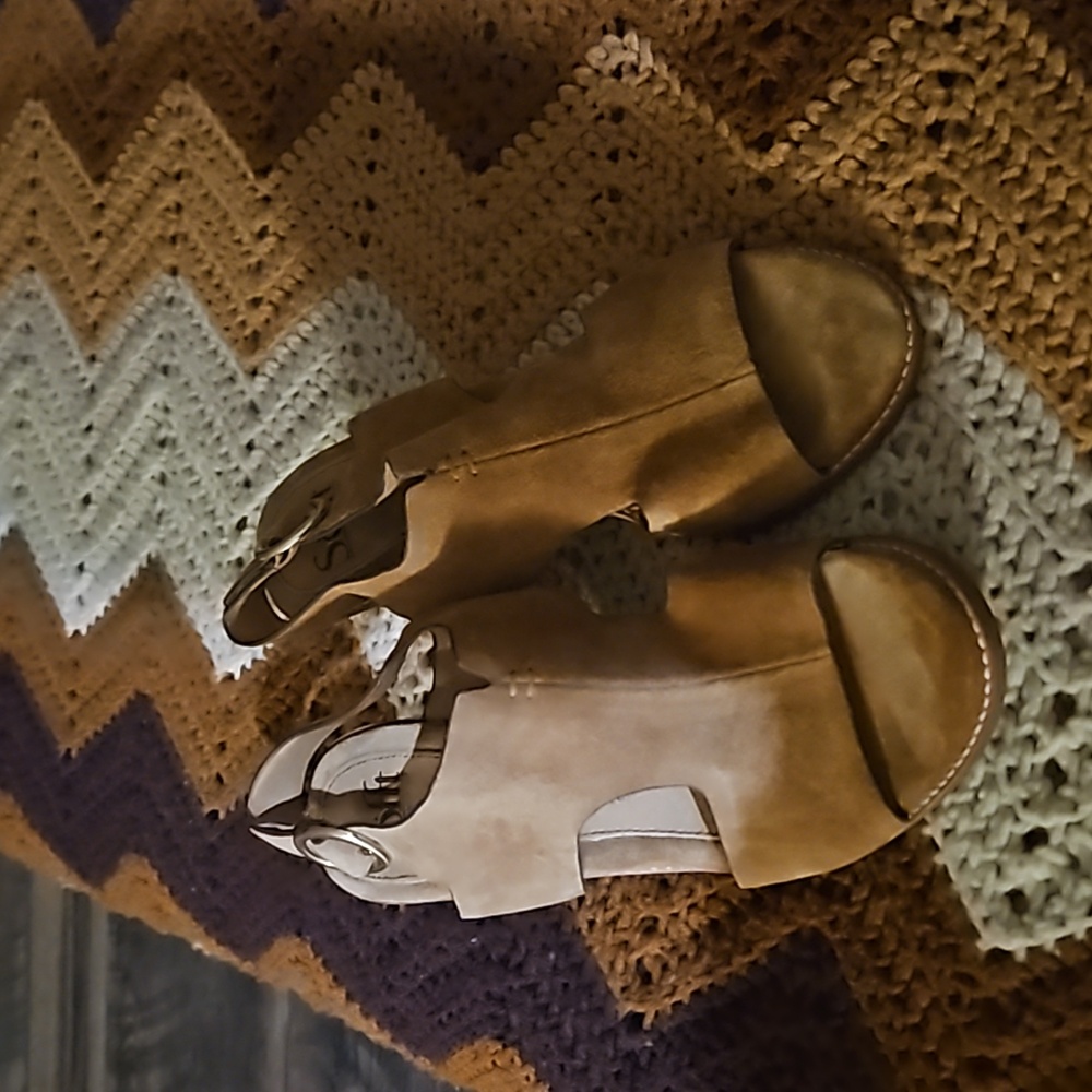 Sofft Maben Slingback Sandals